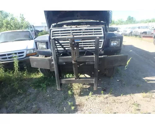 FORD F700 Bumper Assembly, Front