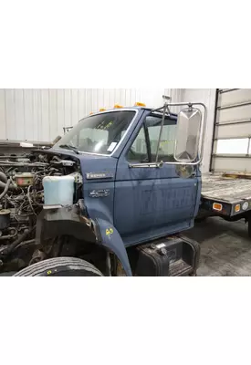 FORD F700 CAB