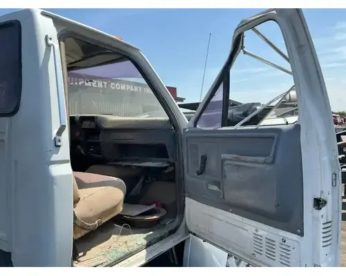 FORD F700 Cab Assembly