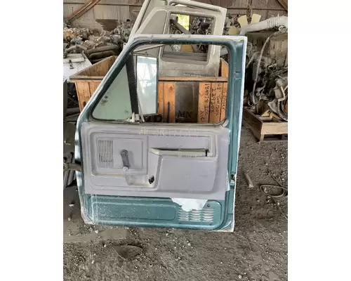 FORD F700 Door Assembly, Front