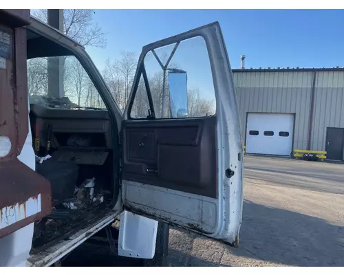 FORD F700 Door Assembly, Front