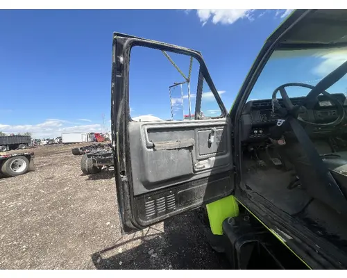 FORD F700 Door Assembly, Front