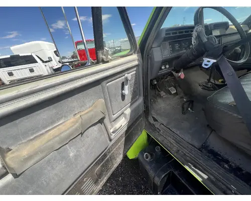 FORD F700 Door Assembly, Front