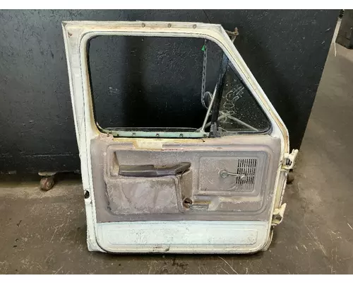 FORD F700 Door Assembly, Front