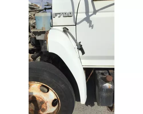 FORD F700 FENDER EXTENSION