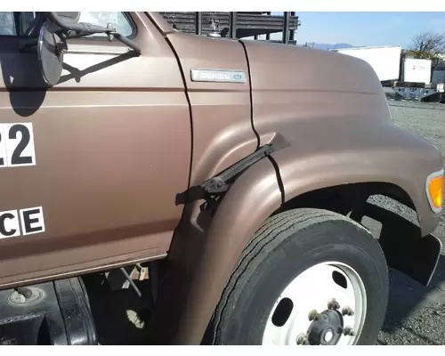 FORD F700 Fender Extension