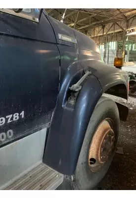 FORD F700 Fender