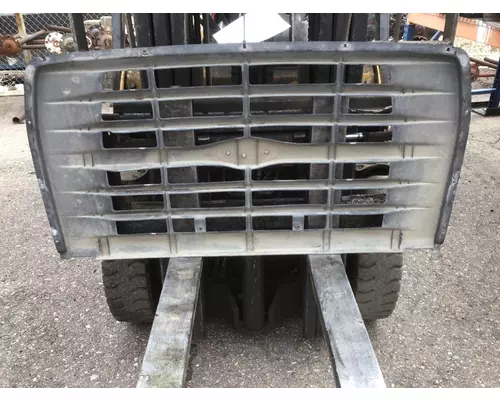 FORD F700 GRILLE