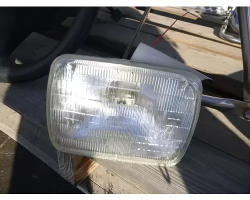 FORD F700 HEADLAMP ASSEMBLY
