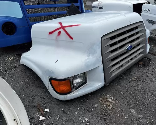 FORD F700 Hood