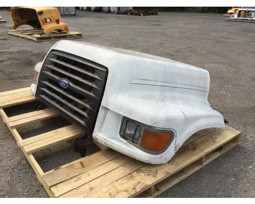 FORD F700 Hood