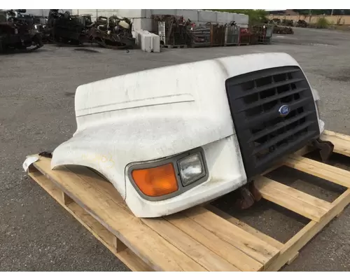 FORD F700 Hood