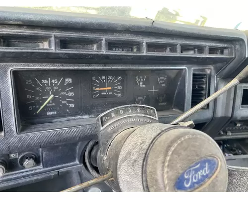 FORD F700 Instrument Cluster