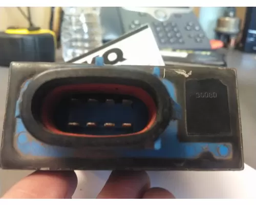 FORD F700 LIGHT CONTROL MODULE