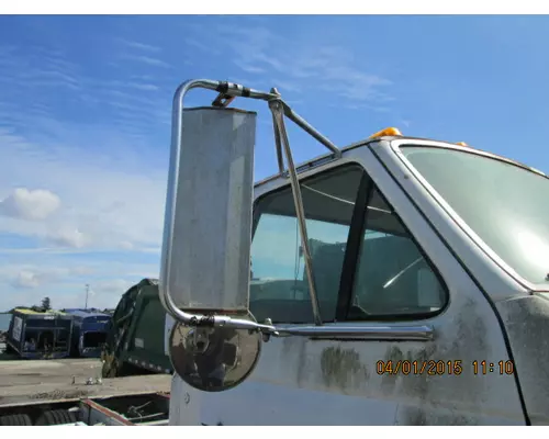 FORD F700 MIRROR ASSEMBLY CABDOOR