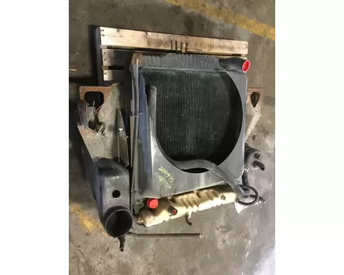 FORD F700 RADIATOR ASSEMBLY