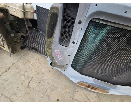 FORD F700 Radiator Shroud