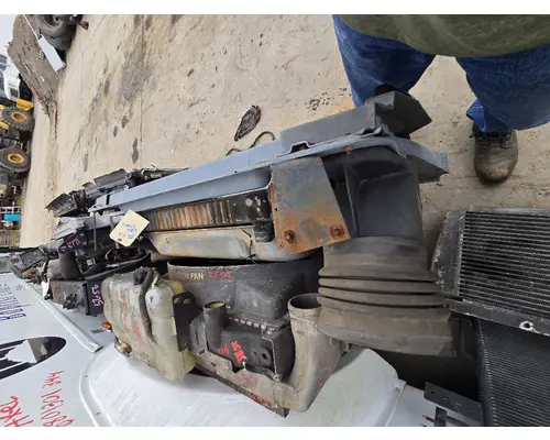 FORD F700 Radiator Shroud
