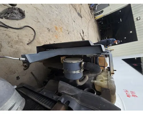 FORD F700 Radiator Shroud