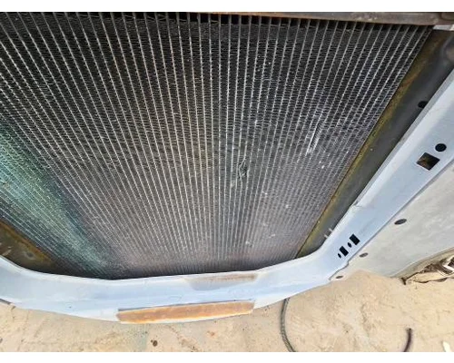 FORD F700 Radiator