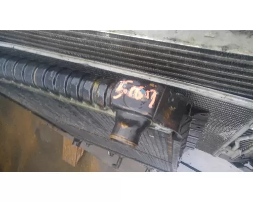 FORD F700 Radiator