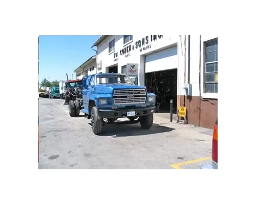 FORD F700 Truck For Sale