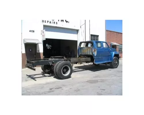 FORD F700 Truck For Sale