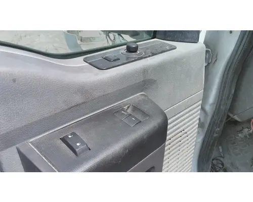FORD F750SD (SUPER DUTY) 2008-2016 DOOR ASSEMBLY, FRONT