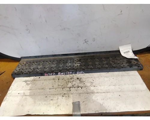 FORD F750SD (SUPER DUTY)  CAB STEP