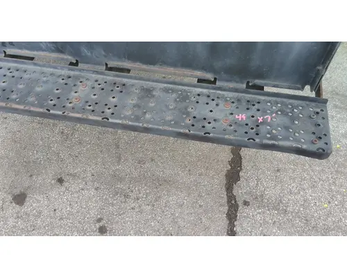 FORD F750SD (SUPER DUTY)  CAB STEP