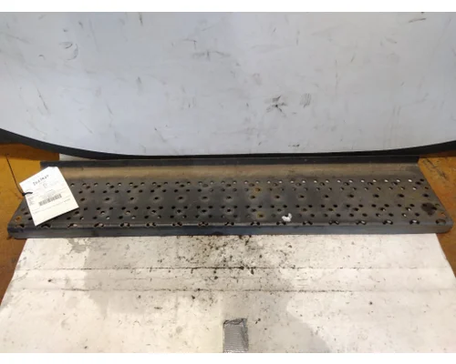 FORD F750SD (SUPER DUTY)  CAB STEP