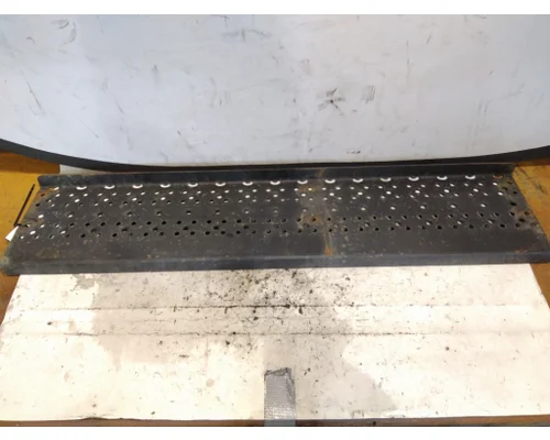 FORD F750SD (SUPER DUTY)  CAB STEP