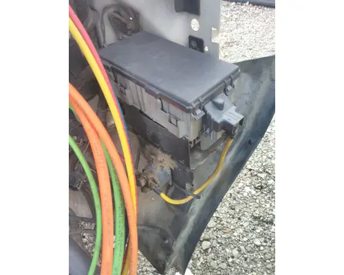 FORD F750SD (SUPER DUTY)  FUSE BOX