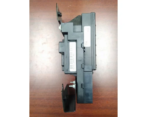 FORD F750SD (SUPER DUTY)  FUSE BOX