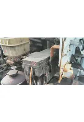 FORD F750SD (SUPER DUTY)  FUSE BOX
