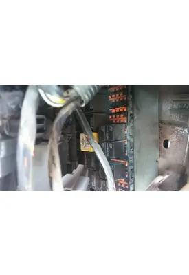 FORD F750SD (SUPER DUTY)  FUSE BOX