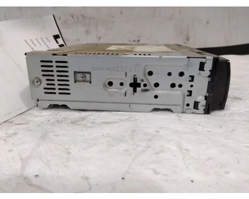 FORD F750SD (SUPER DUTY)  RADIO AMFMBLUETOOTH