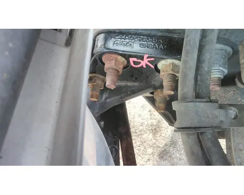 FORD F750SD (SUPER DUTY)  TOW HOOK