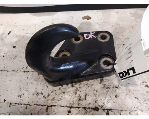 FORD F750SD (SUPER DUTY)  TOW HOOK