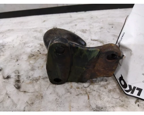 FORD F750SD (SUPER DUTY)  TOW HOOK