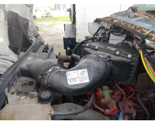 FORD F750SD (SUPER DUTY) AIR CLEANER