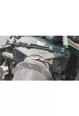 FORD F750SD (SUPER DUTY) AIR CLEANER