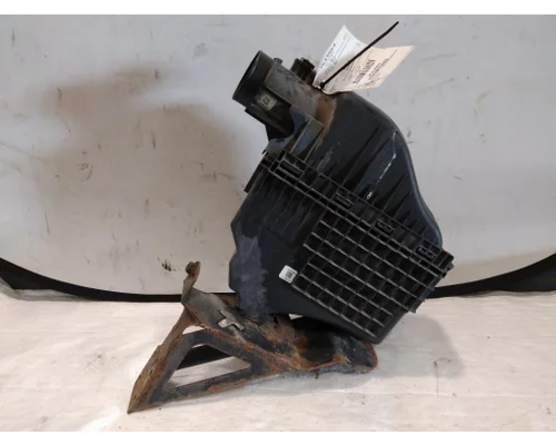 FORD F750SD (SUPER DUTY) AIR CLEANER