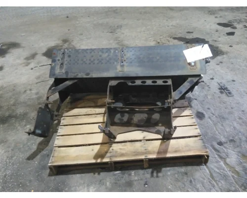FORD F750SD (SUPER DUTY) BATTERY BOX