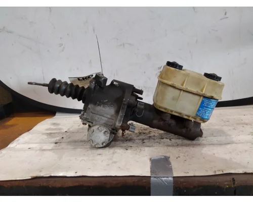 FORD F750SD (SUPER DUTY) BRAKE MASTER CYLINDER