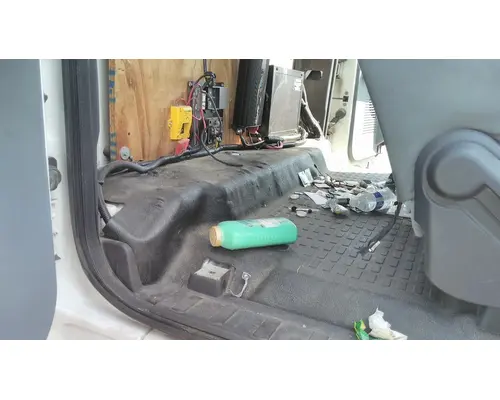 FORD F750SD (SUPER DUTY) CAB