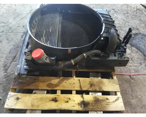 FORD F750SD (SUPER DUTY) COOLING ASSEMBLY (RAD, COND, ATAAC)