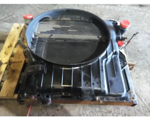 FORD F750SD (SUPER DUTY) COOLING ASSEMBLY (RAD, COND, ATAAC)
