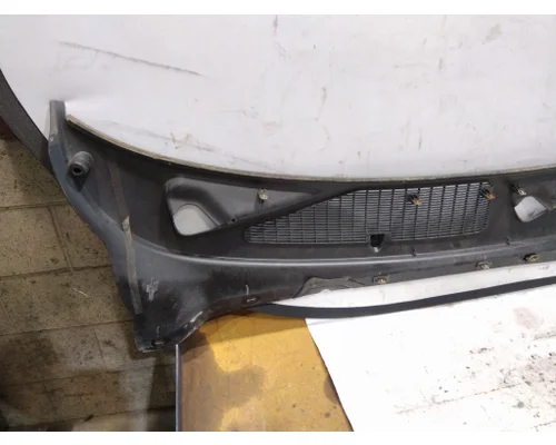 FORD F750SD (SUPER DUTY) COWL
