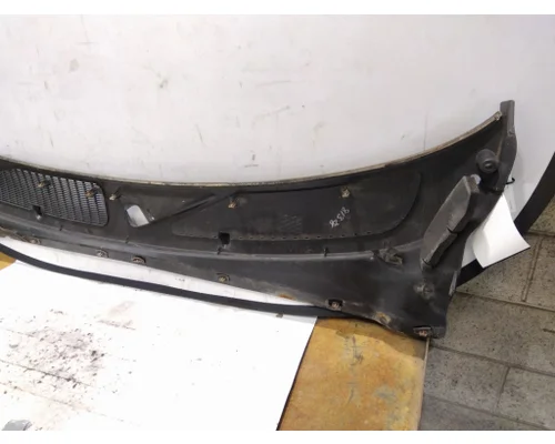 FORD F750SD (SUPER DUTY) COWL